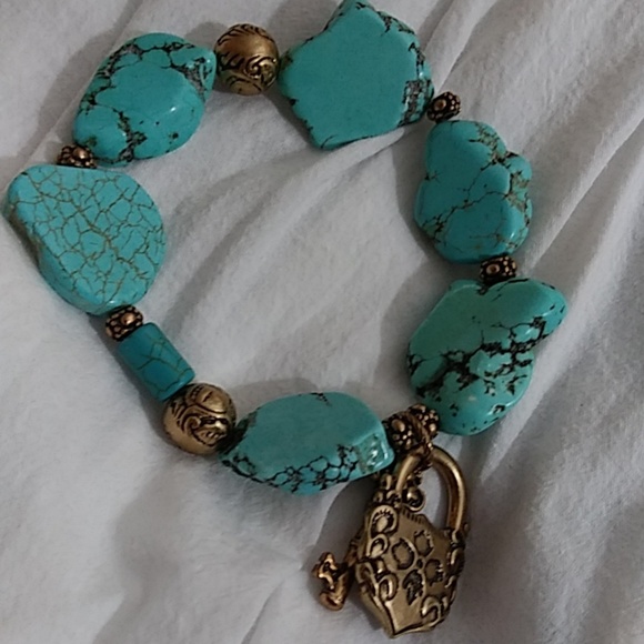 Howlite Chunk Bracelet - Picture 3 of 3